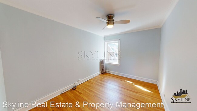 Building Photo - 1311 Monroe St