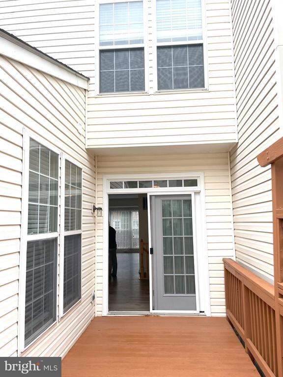 Building Photo - 2540 Banshire Dr