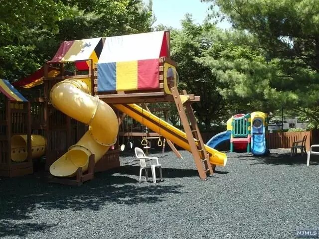 Children's Play Area - 361 River Rd