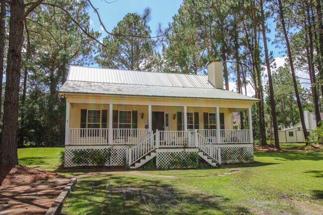 Primary Photo - 802 N Taylor Ct