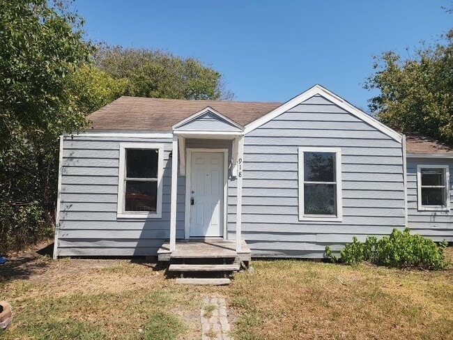 Primary Photo - 918 3rd St N