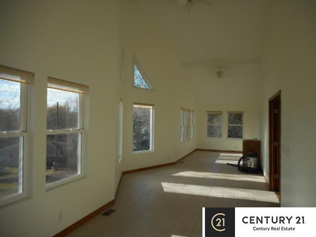 Building Photo - 4801 Hiland Dr