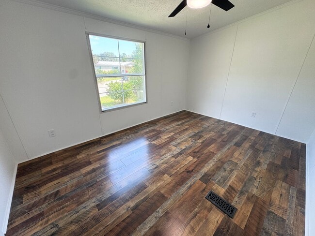 Building Photo - 8600 Bragg Dr