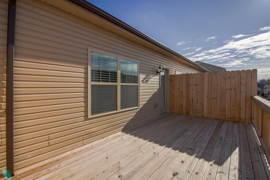 Building Photo - 169 Dundee Dr