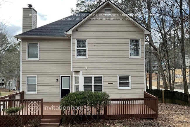 Building Photo - 1405 Silver Fox Run