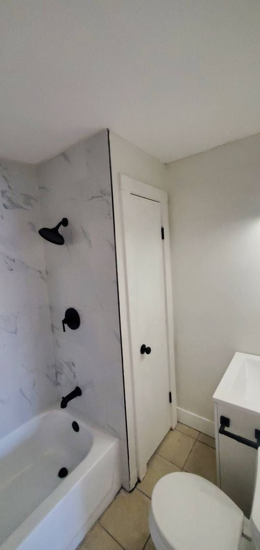 Building Photo - Charming 3-Bedroom Single Family Home Now Available for Rent