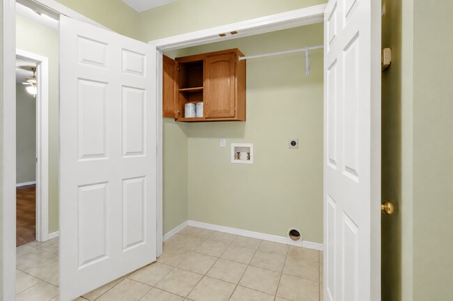 Building Photo - 134 N 49th St