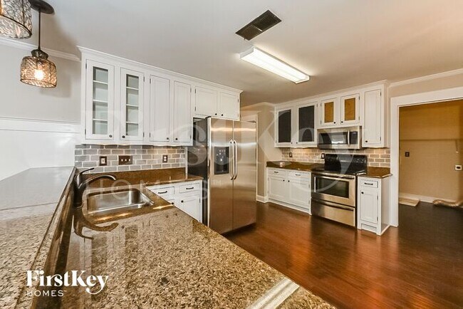 Building Photo - 1209 Ilex Ct