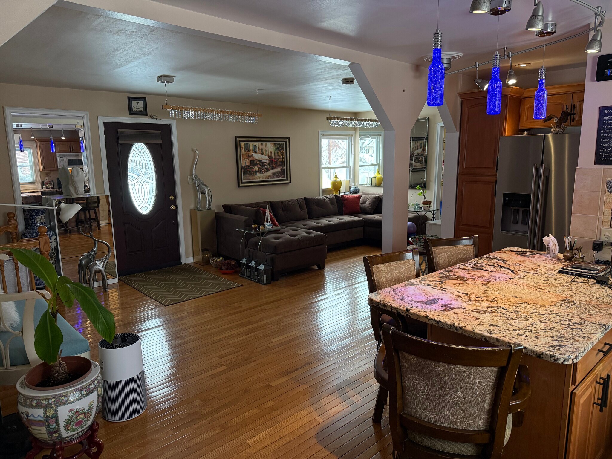 Building Photo - 246 Grant Ave