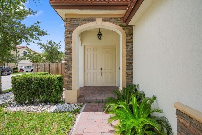 Building Photo - 10016 NW 89th Terrace