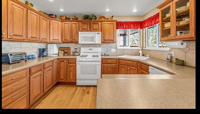 Building Photo - 650 Tamarron Dr