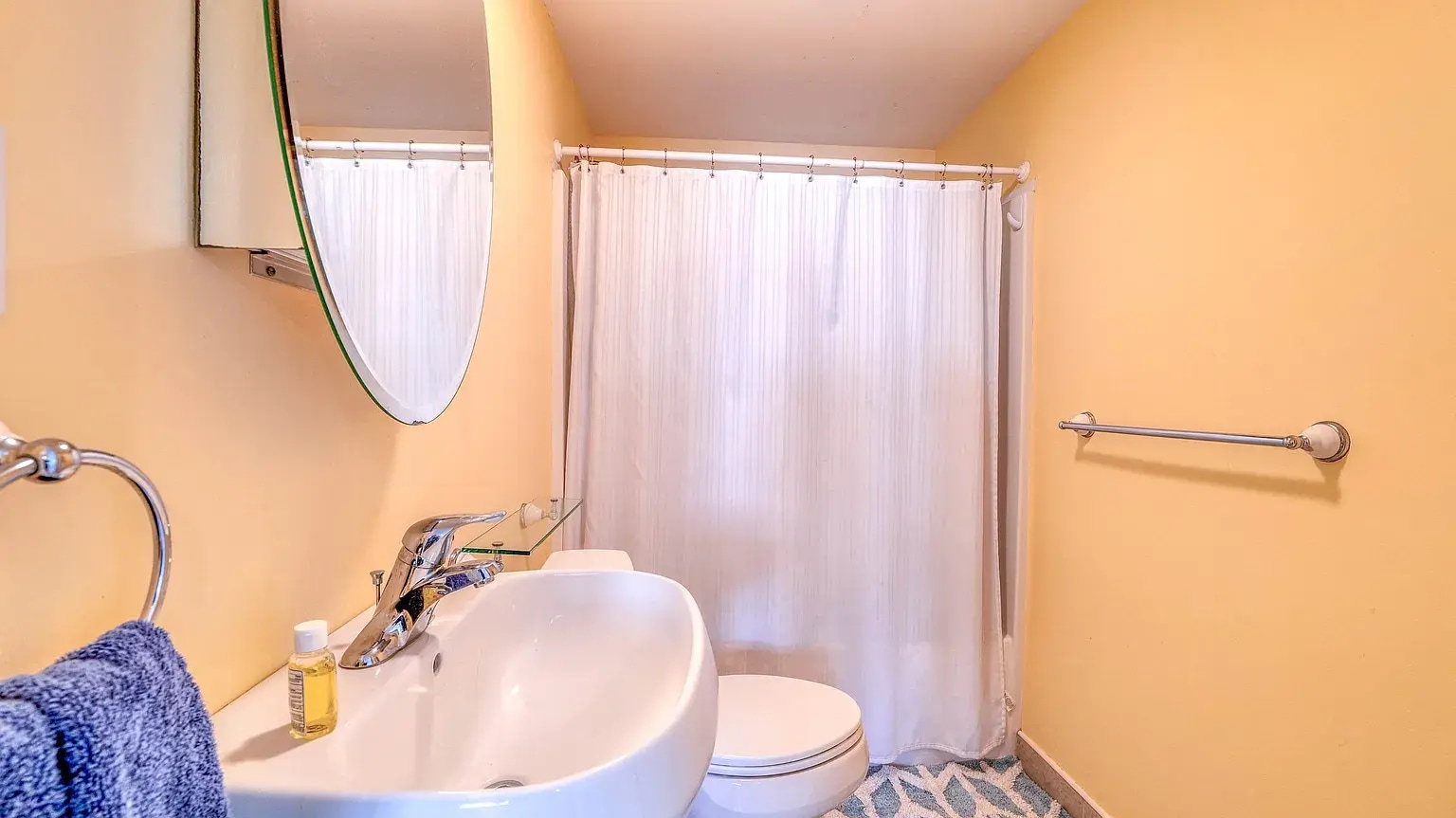 Building Photo - 5800 Boardwalk