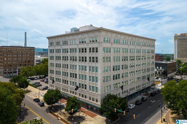 Building Photo - 1801 2nd Ave N