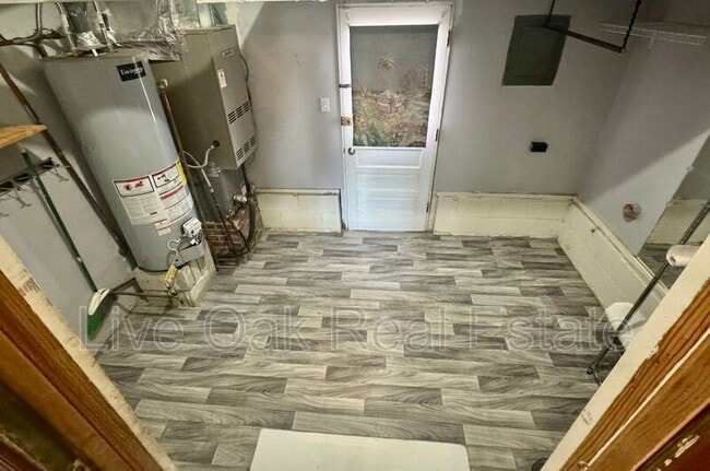 Building Photo - 4705 Nuttfield Ln