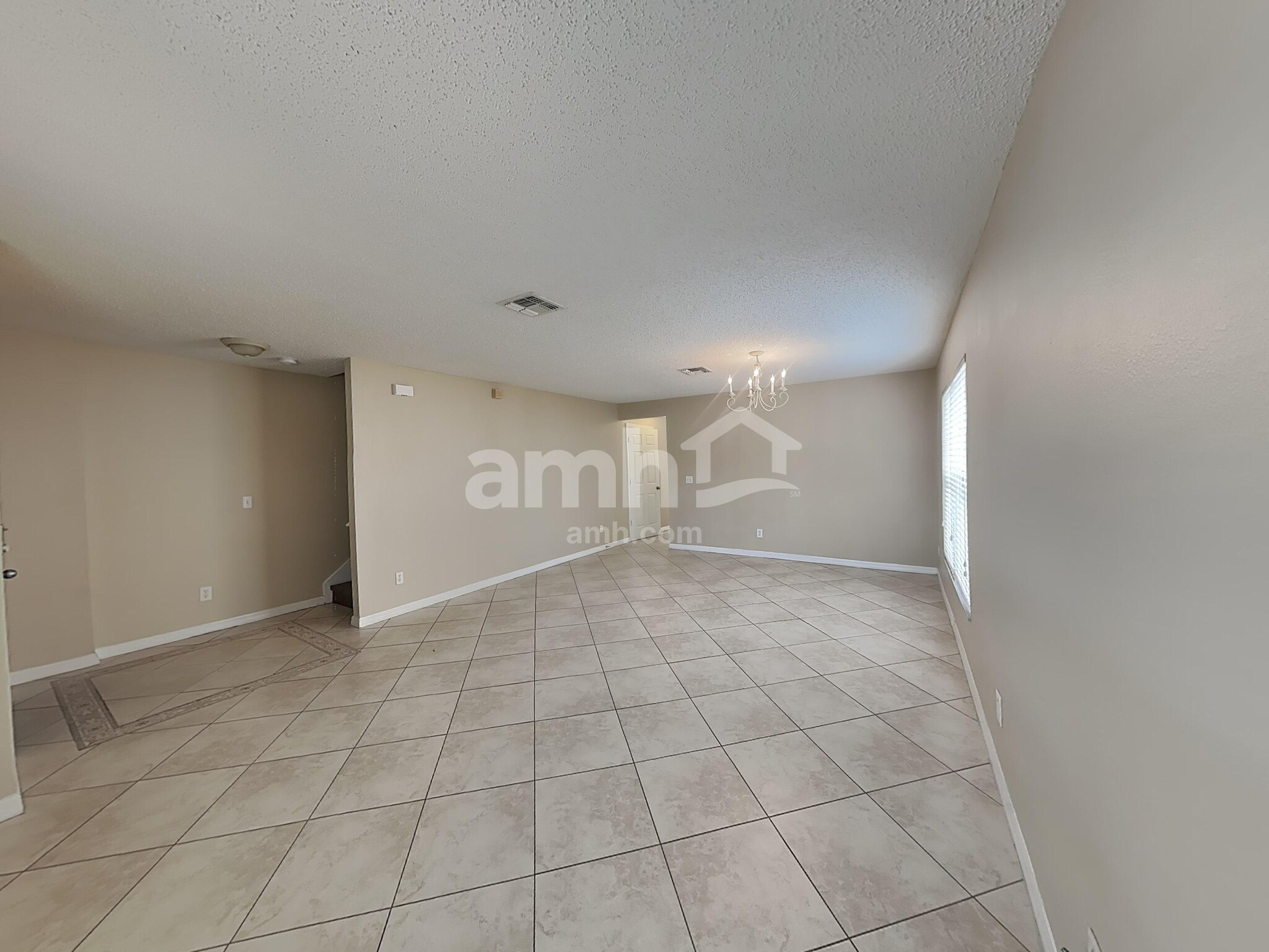 Building Photo - 1888 Vale Dr