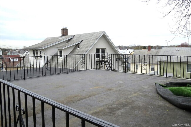 Building Photo - 86 Prospect St