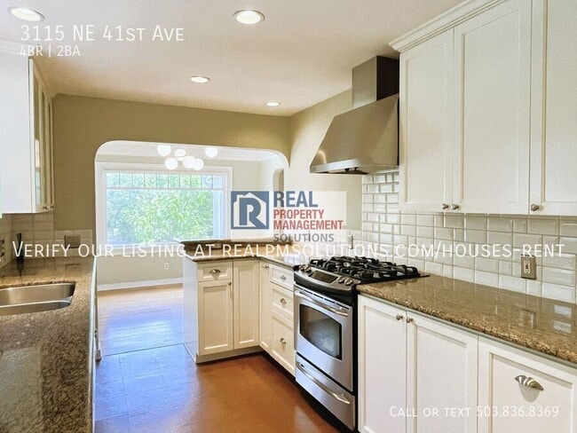 Building Photo - 3115 NE 41st Ave
