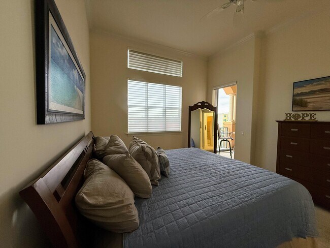 Building Photo - 20 Orange Ave