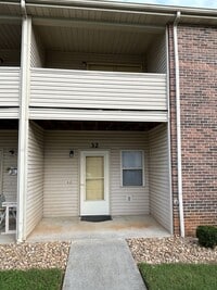 Building Photo - 1524 Pearl Ave