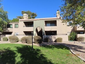 Building Photo - Beautiful 2 Bedroom 2 bath Condo In Scotts...