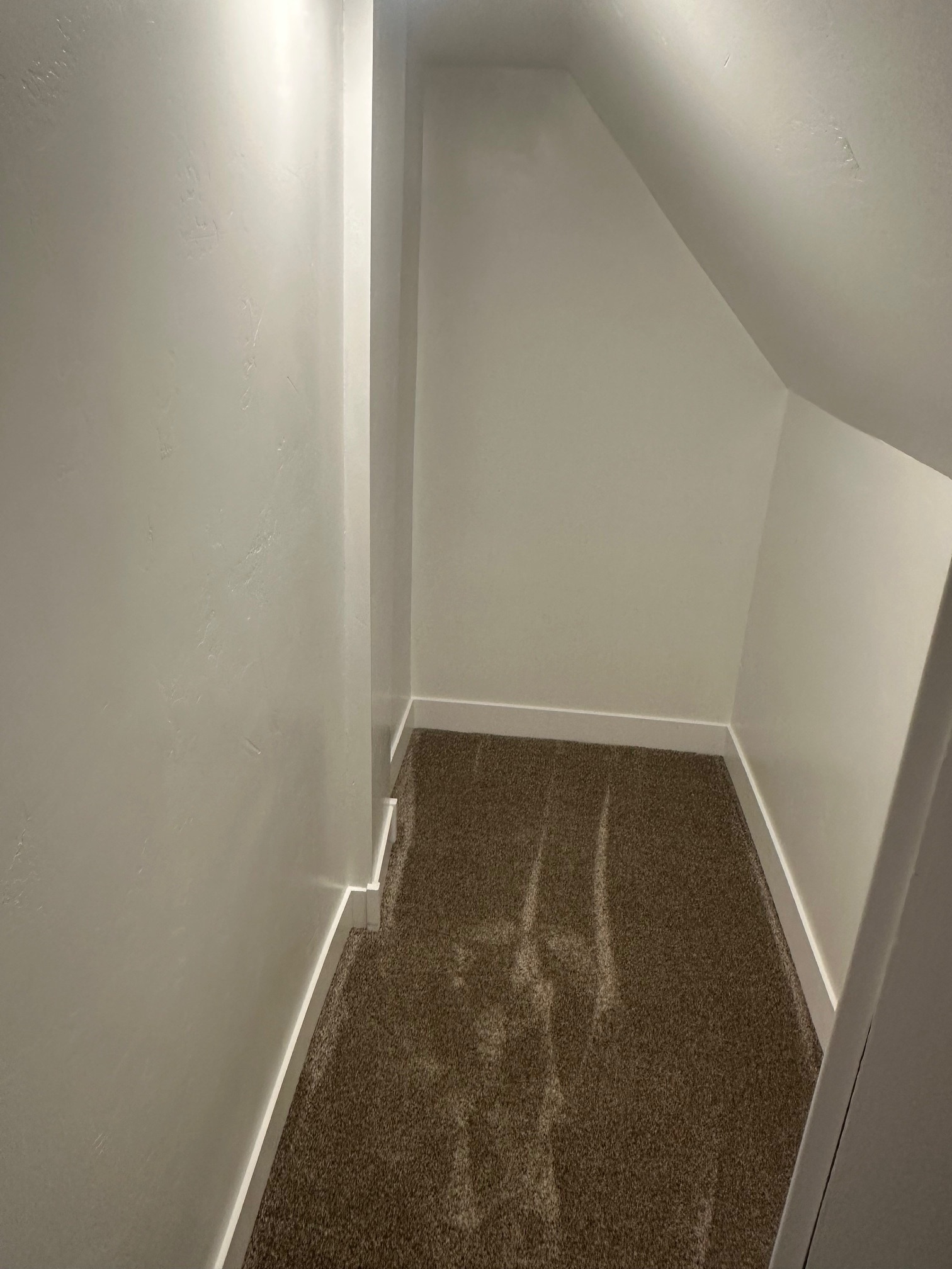 Building Photo - 479 W Center St