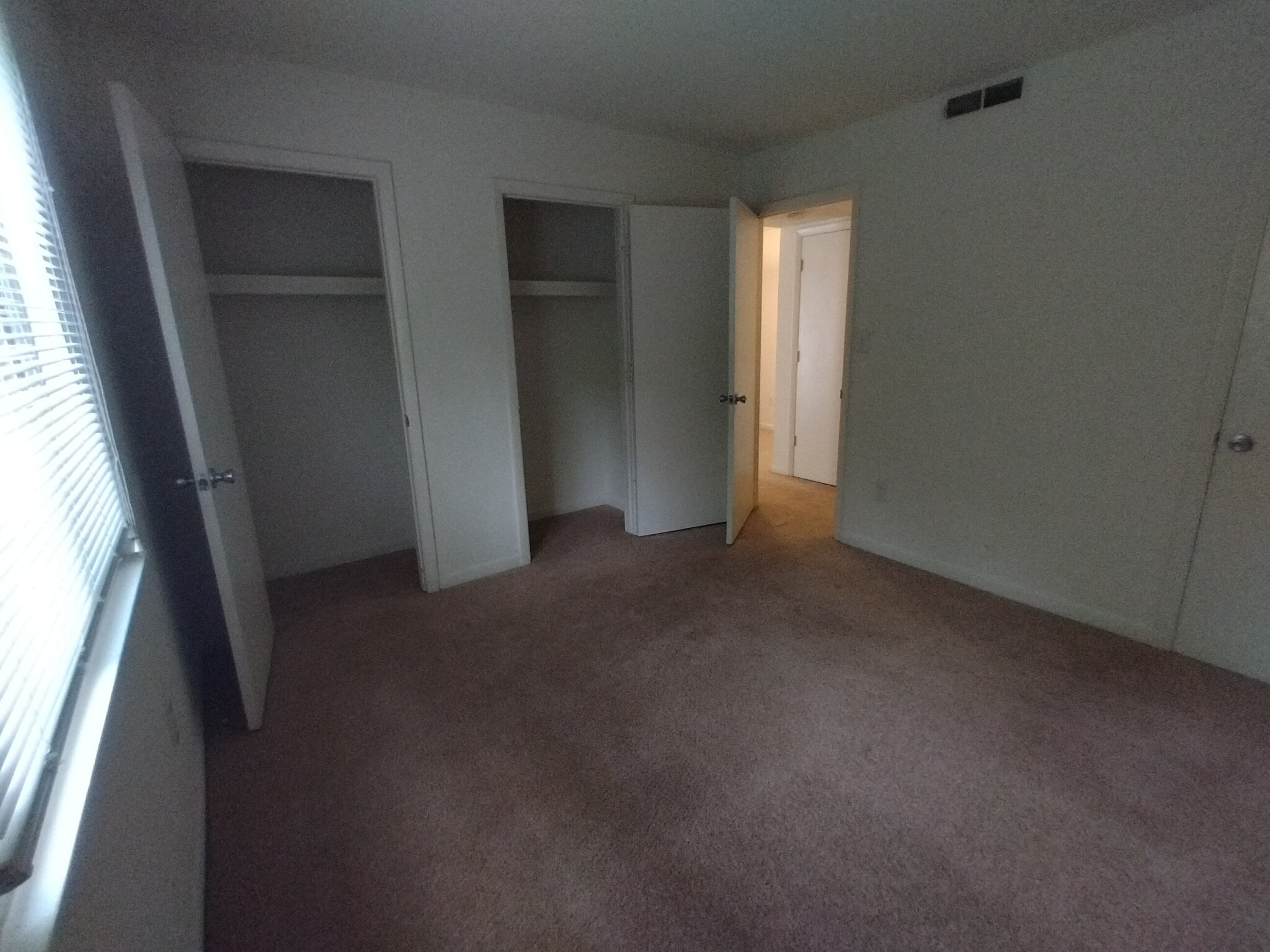 Building Photo - 600 Reusens Rd