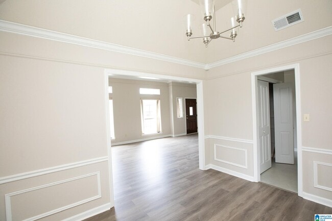 Building Photo - 123 Braxton Way