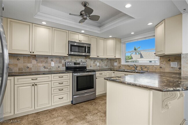 Building Photo - 95 Georgetown Blvd