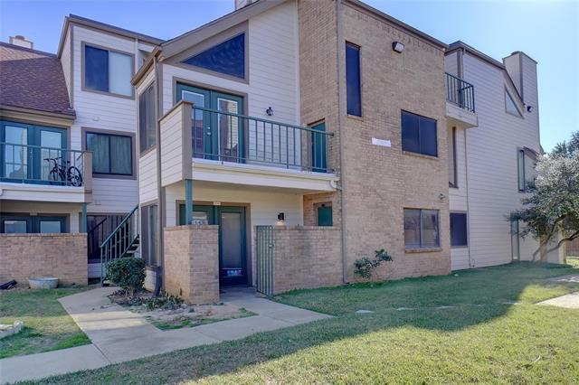 Primary Photo - 2300 Balsam Dr