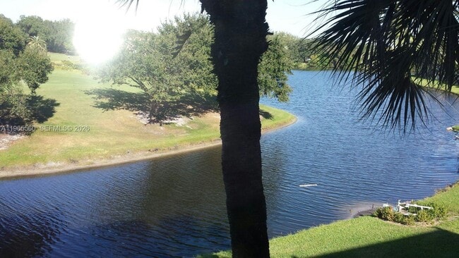 Building Photo - 9470 Poinciana Pl