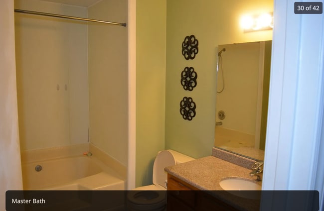 Building Photo - 3362 Forest Ct