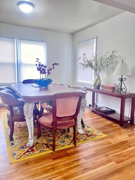 Building Photo - 507 Bennett St