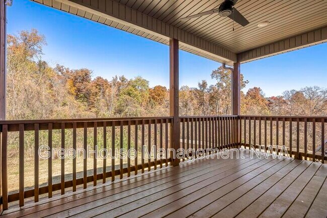 Building Photo - 7 Ripley Ln