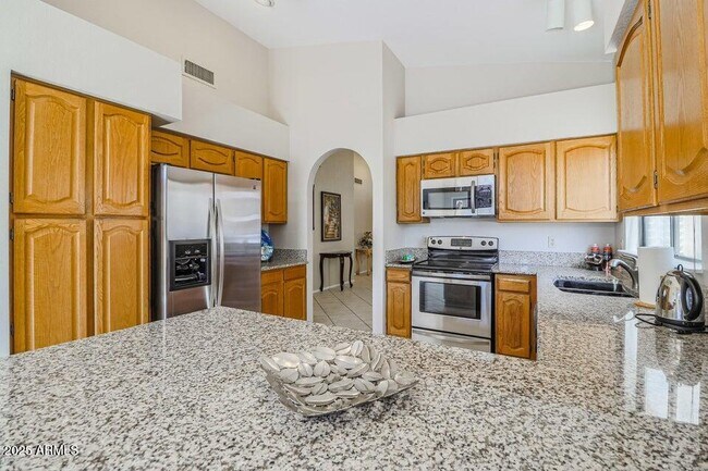 Building Photo - 15629 N 51st St