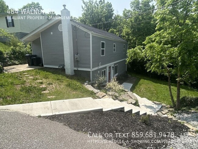 Building Photo - 484 Walnut Rd