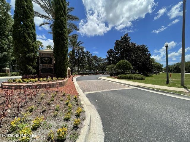 Building Photo - 7801 Point Meadows Dr