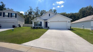 Building Photo - Like-New 4-Bedroom Home in SE Ocala – $1,8...