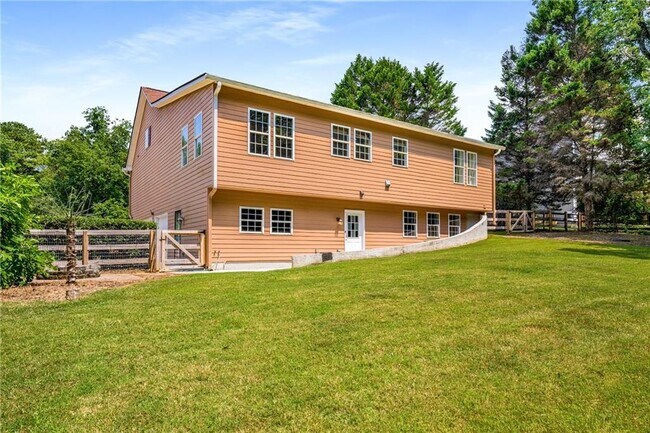 Building Photo - 109 Copper Ridge Dr