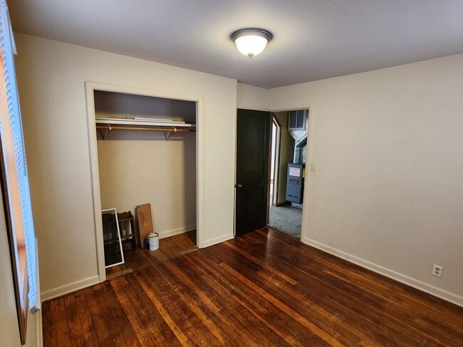 Building Photo - * SPRING 3-2-1 RENT SPECIAL * Quaint 1 bedroom home for rent