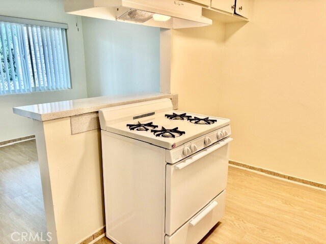 Building Photo - 12425 Harris Ave