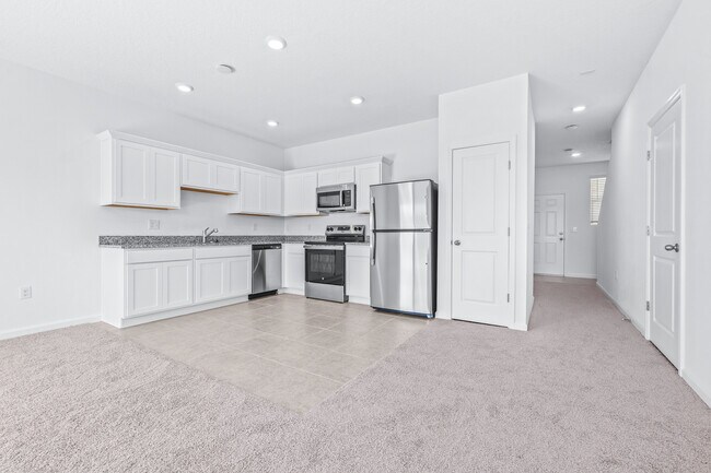 Building Photo - 3273 Vesara Dr