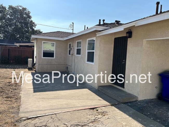 Building Photo - 14798 Ivy Ave