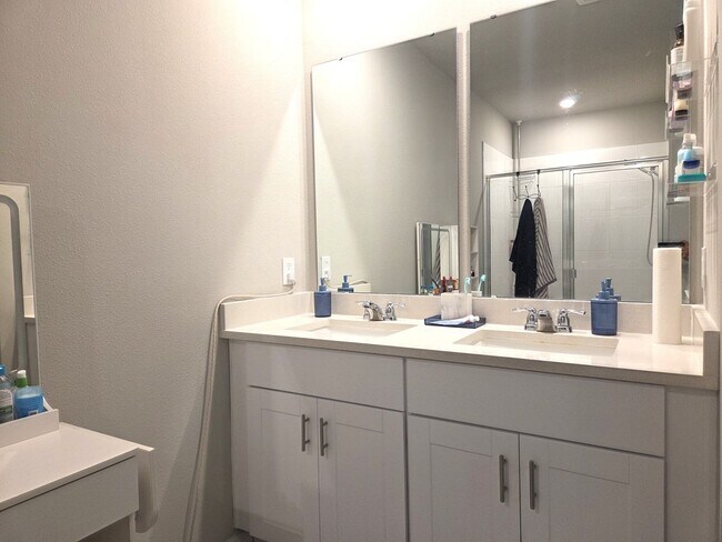Building Photo - Pet Friendly Home in Cagan Crossings East