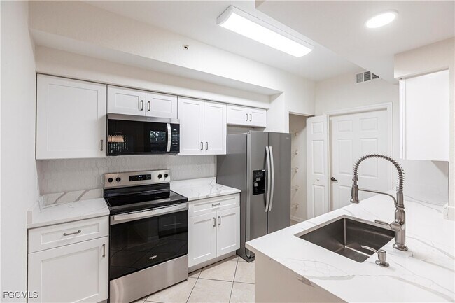Building Photo - 4625 St Croix Ln