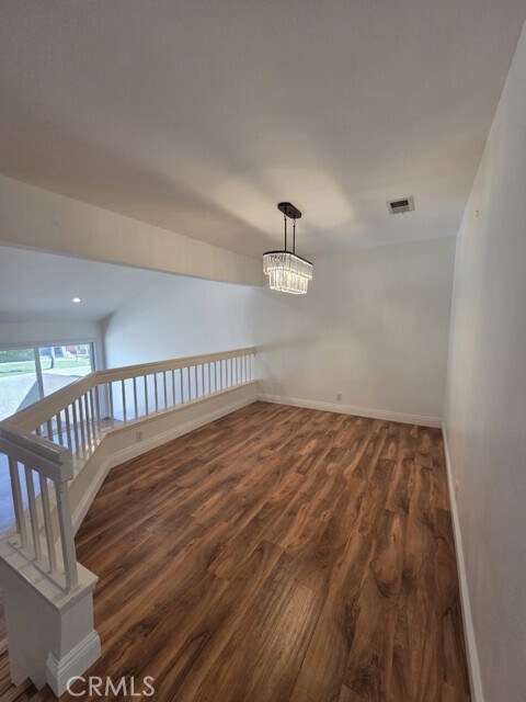 Building Photo - 9 Rock Cliff Pl