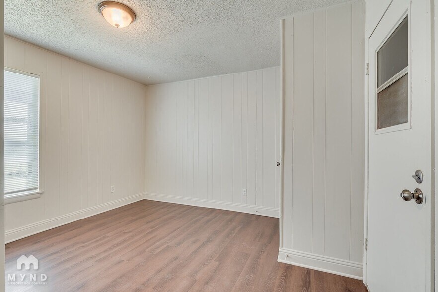 Building Photo - 5054 Virgil St