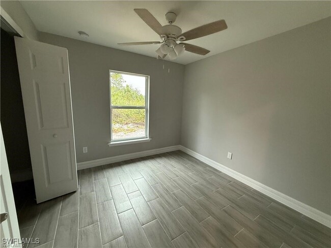 Building Photo - 307 Broward Ave