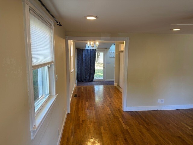 Primary Photo - 25 Mountain Rd