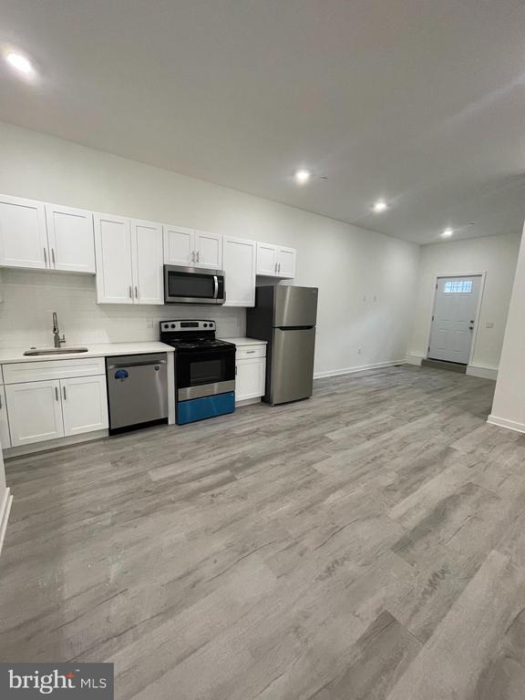 Building Photo - 2002 N 22nd St