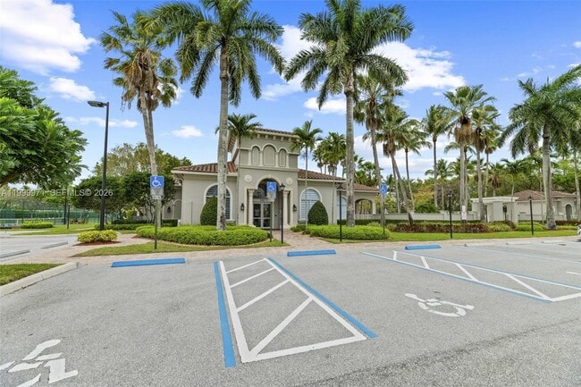 Building Photo - 7363 Via Luria